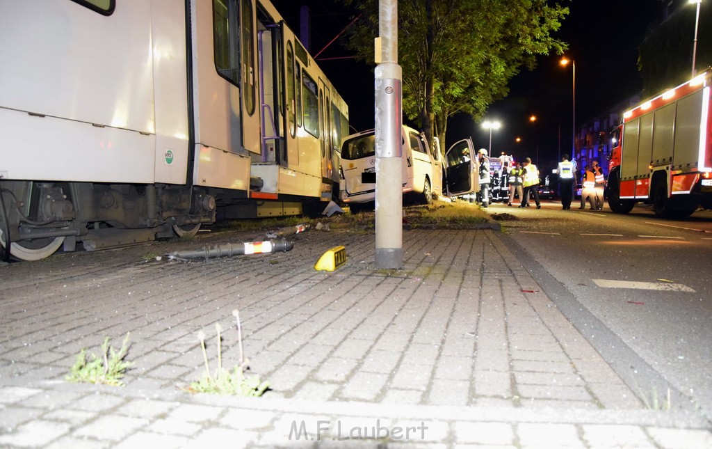 VU PKW Strab Koeln Niehl Amsterdamerstr Friedrich Karlstr P047.JPG - Miklos Laubert